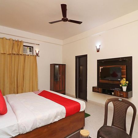 Hotel O Ooak Hotel Greater Noida Exterior photo