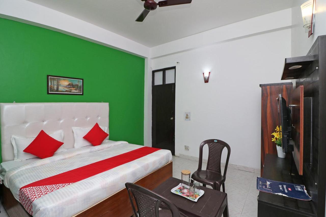 Hotel O Ooak Hotel Greater Noida Exterior photo
