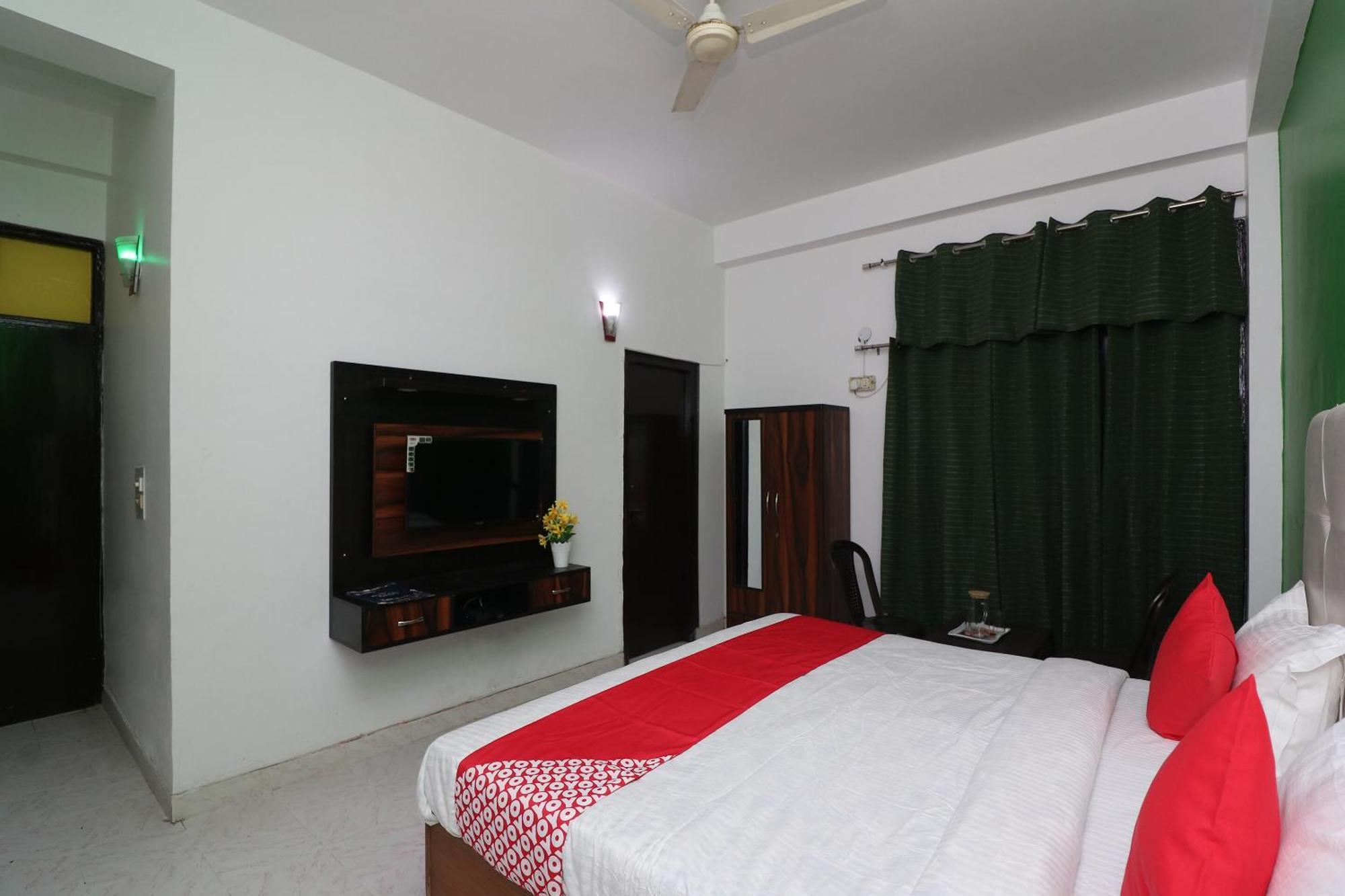 Hotel O Ooak Hotel Greater Noida Exterior photo