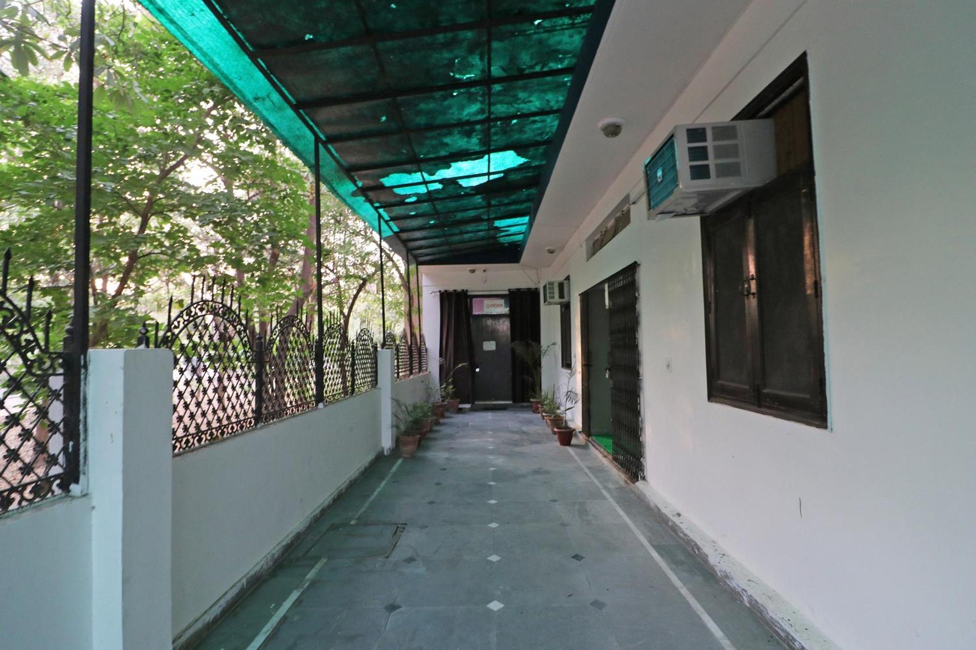 Hotel O Ooak Hotel Greater Noida Exterior photo